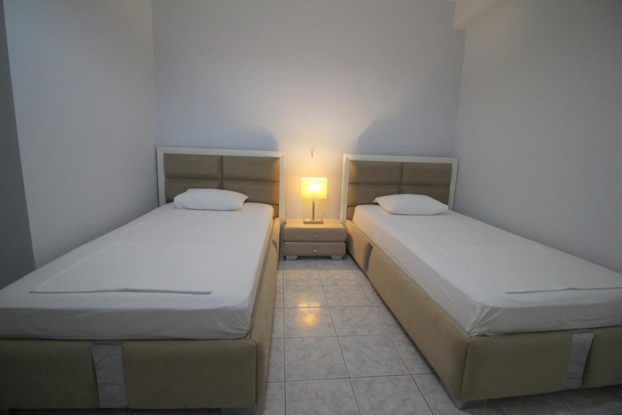 Murati Suites ساراندا المظهر الخارجي الصورة