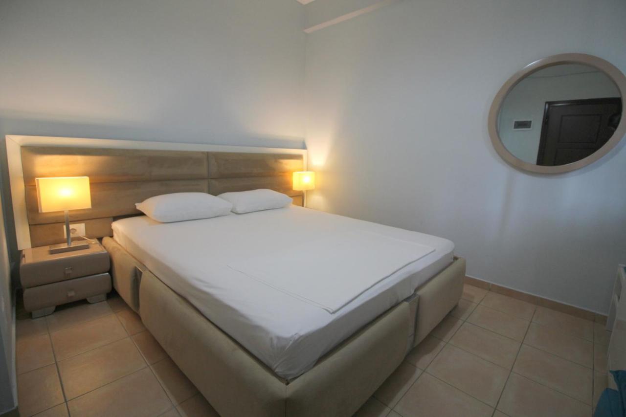 Murati Suites ساراندا المظهر الخارجي الصورة